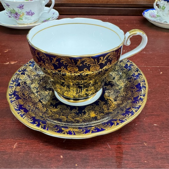 Vintage 1940s Aynsley Tea Cup & Saucer Set Cobalt Blue Gold Lace Fine Bone China - Picture 3 of 16